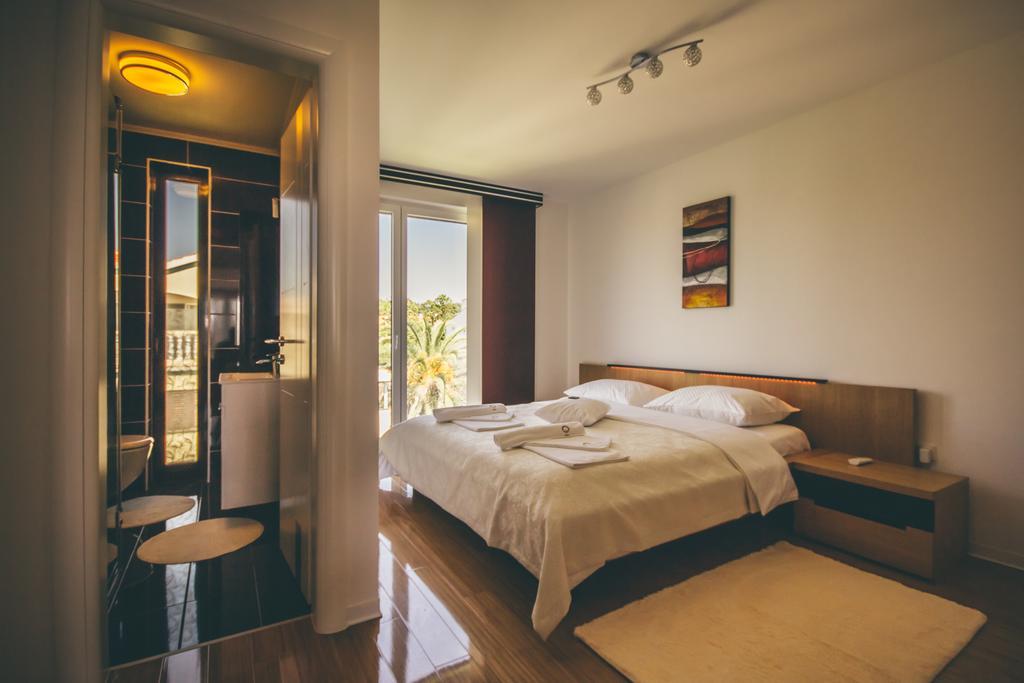 Opera Apartments زادار المظهر الخارجي الصورة