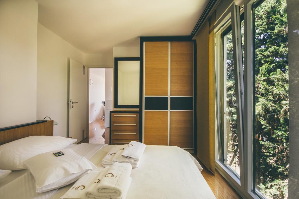 Opera Apartments زادار المظهر الخارجي الصورة